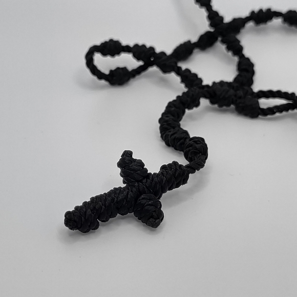 Handmade black knotted rosary - Picture 2 of 3